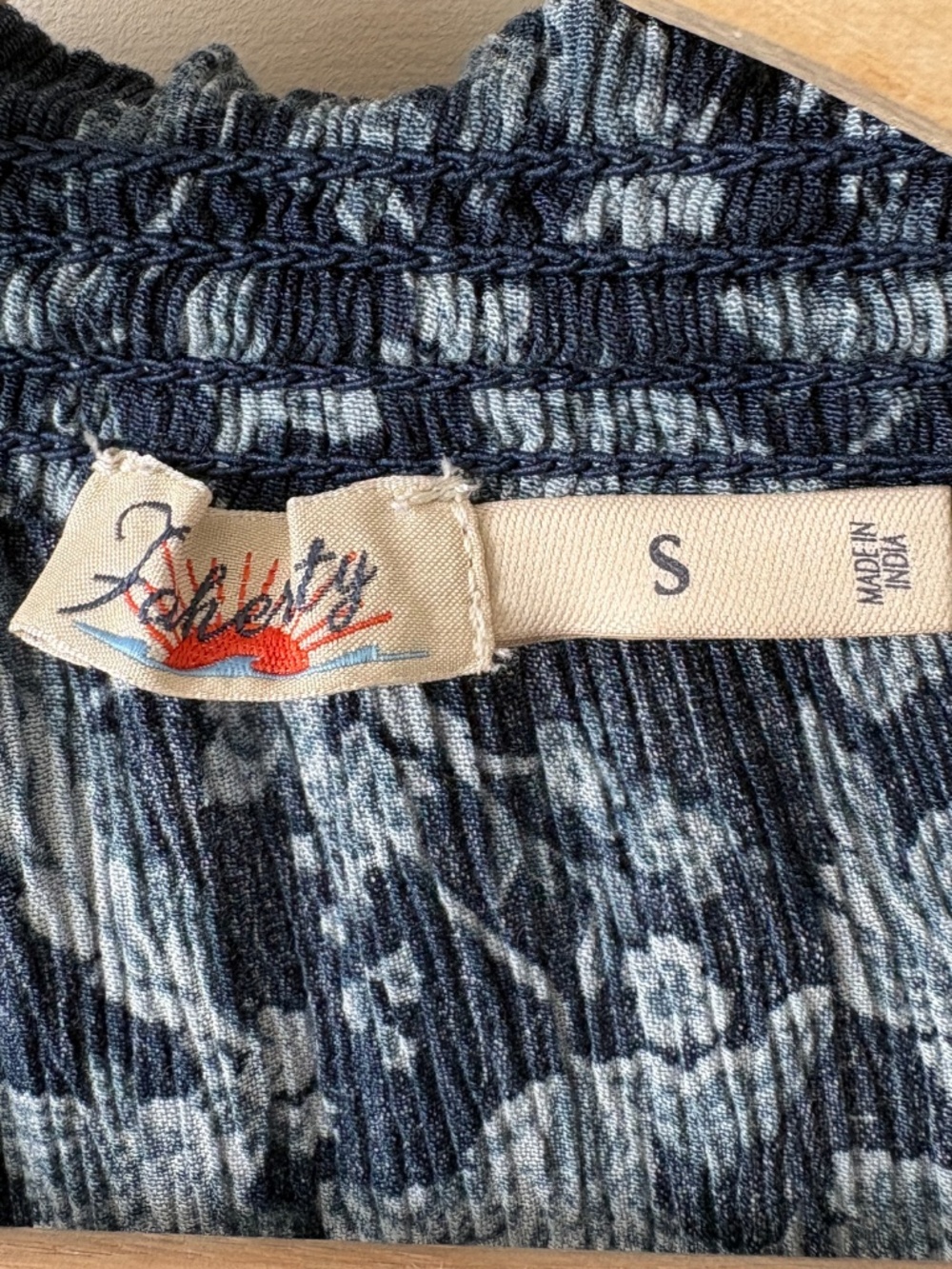 Faherty Emery Long Sleeve Top Blouse Size S Blue Esna Floral Fall Boho Peasant - Picture 3 of 8